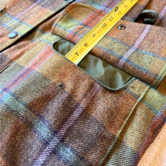 Barbour Tweed Hunting Jacket.  NWT !!! - Picture 7 of 16